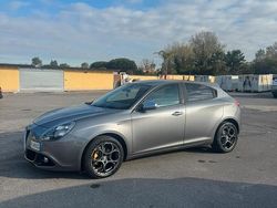 Grigio Usata 2016 Alfa Romeo Giulietta Tre volumi | 8500 € (Buon prezzo)