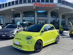 Verde Usata 2023 Abarth 500e Scorpionissima Due volumi | 34.900 € (Buon prezzo)