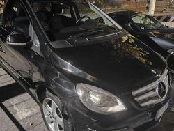 Usata 2011 Mercedes B200 Premium Monovolume | 4600 € (Buon prezzo)