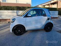 Bianco Usata 2015 Smart #1 Edition #1 SUV | 8500 €
