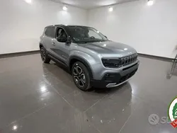 Grigio Nuova 2024 Jeep Avenger Summit SUV | 25.200 € (Buon prezzo)