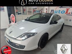 Bianco Usata 2011 Renault Laguna Coupé Coupé | 8490 €
