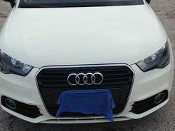 Bianco Usata 2012 Audi A1 Sportback Ambition Due volumi | 11.200 € (Buon prezzo)