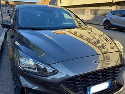 Grigio Usata 2020 Ford Focus ST-Line Tre volumi | 17.500 € (Buon prezzo)