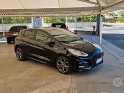 Nero Usata 2018 Ford Fiesta ST-Line Due volumi | 11.800 € (Buon prezzo)