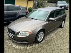 Bronzo Usata 2009 Volvo V70 Momentum Station wagon | 2500 € (Super prezzo)