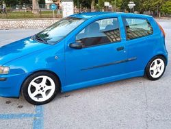 Blu Usata 2001 Fiat Punto Due volumi | 2500 €