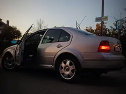 Usata 2001 VW Bora Tre volumi | 1500 € (Cara)
