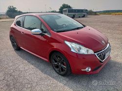 Rosso Usata 2013 Peugeot 208 GTi Due volumi | 7450 € (Buon prezzo)