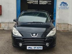 Nero Usata 2007 Peugeot 307 Tre volumi | 3300 € (Molto cara)