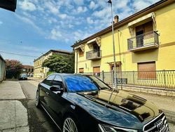 Usata 2016 Audi A8L Ambiente Tre volumi | 42.000 €