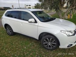 Bianco Usata 2014 Mitsubishi Outlander Intense SUV | 6800 € (Ottimo prezzo)