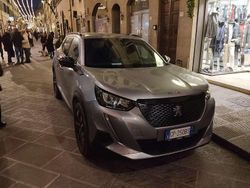 Argento Usata 2023 Peugeot 2008 Allure SUV | 20.000 € (Ottimo prezzo)