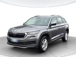 Grigio metall. Usata 2022 Skoda Kodiaq Executive SUV | 24.000 € (Ottimo prezzo)