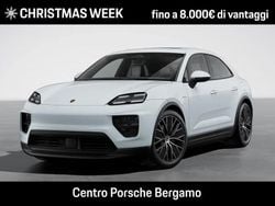 Bianco Nuova 2025 Porsche Macan SUV | 100.010 € (Molto cara)