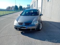 Grigio Usata 2007 VW Golf V | 900 € (Buon prezzo)