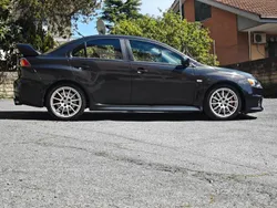 Usata 2016 Mitsubishi Lancer Tre volumi | 28.500 €