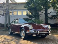 Burgundrot Usata 1970 Porsche 911 Coupé | 95.000 €