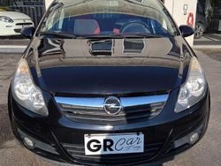 Nero Usata 2010 Opel Corsa Enjoy Tre volumi | 3400 € (Buon prezzo)