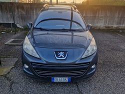 Grigio Usata 2010 Peugeot 207 Station wagon | 3000 € (Buon prezzo)