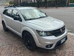 Grigio Usata 2014 Fiat Freemont Black Code SUV | 8500 € (Buon prezzo)