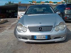Usata 2004 Mercedes C220 Coupé | 4500 €