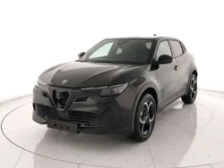 Grigio Nuova 2024 Alfa Romeo Junior Edizione Speciale SUV | 29.300 € (Buon prezzo)