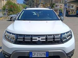 Usata 2023 Dacia Duster Journey SUV | 15.800 € (Buon prezzo)
