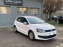 Bianco Usata 2013 VW Polo Trendline Tre volumi | 7400 € (Buon prezzo)