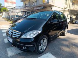 Nero Usata 2008 Mercedes A160 Avantgarde Monovolume | 4900 € (Cara)