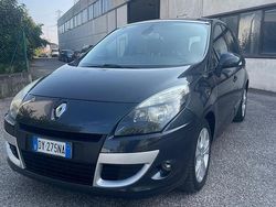 Grigio Usata 2009 Renault Scénic III Monovolume | 3990 € (Molto cara)