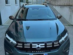 Verde Usata 2024 Dacia Sandero Stepway Due volumi | 17.000 € (Cara)