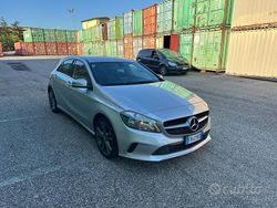 Grigio Usata 2018 Mercedes A180 Tre volumi | 10.990 € (Buon prezzo)