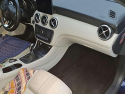 Blu/azzurro Usata 2018 Mercedes A180 Tre volumi | 15.900 € (Ottimo prezzo)