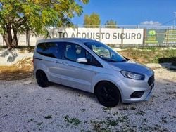Argento Usata 2019 Ford Tourneo Courier Monovolume | 10.990 € (Buon prezzo)
