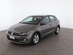 Grigio Usata 2019 VW Polo Comfortline Tre volumi | 13.399 € (Buon prezzo)