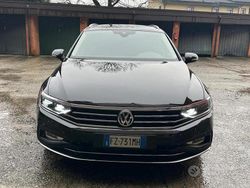 Nero Usata 2020 VW Passat Executive Station wagon | 21.000 € (Cara)