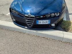 Blu Usata 2006 Alfa Romeo 159 Exclusive Tre volumi | 5500 € (Buon prezzo)