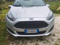 Usata 2013 Ford Fiesta Due volumi | 4500 € (Buon prezzo)