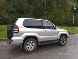 Grigio Usata 2004 Toyota Land Cruiser SUV | 15.500 € (Molto cara)