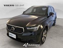 Nero Usata 2022 Volvo XC40 Core SUV | 25.800 € (Ottimo prezzo)