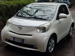 Toyota iQ