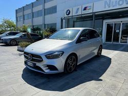 Usata 2023 Mercedes B180 AMG line Monovolume | 35.400 €
