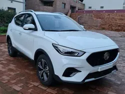 Bianco Nuova 2024 MG ZS Comfort Tre volumi | 16.640 €