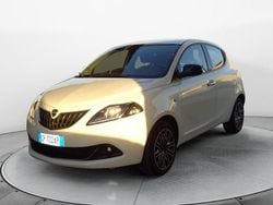 Bianco Usata 2023 Lancia Ypsilon Gold Due volumi | 12.900 € (Buon prezzo)