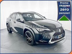 Nero Usata 2019 Lexus UX Luxury Line SUV | 18.800 € (Buon prezzo)