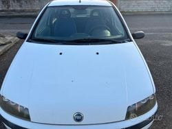 Bianco Usata 2003 Fiat Punto Due volumi | 1800 €