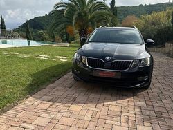 Nero Usata 2019 Skoda Octavia Tre volumi | 12.500 € (Buon prezzo)