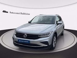 Argento met Usata 2023 VW Tiguan Life SUV | 28.700 € (Ottimo prezzo)