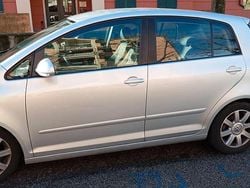 Grigio Usata 2005 VW Golf IV Tre volumi | 2850 €